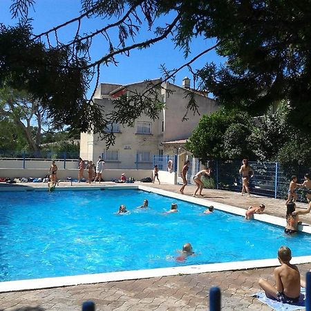 Ymca Villeneuve Les Avignon Hotel Exterior photo